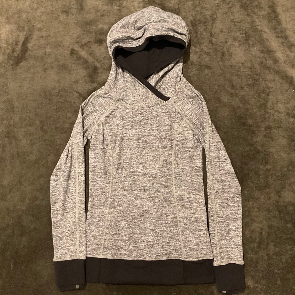 New Lululemon Sweater